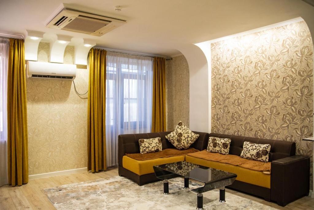 Hotel Zhibek Zholy Shymkent Exterior photo