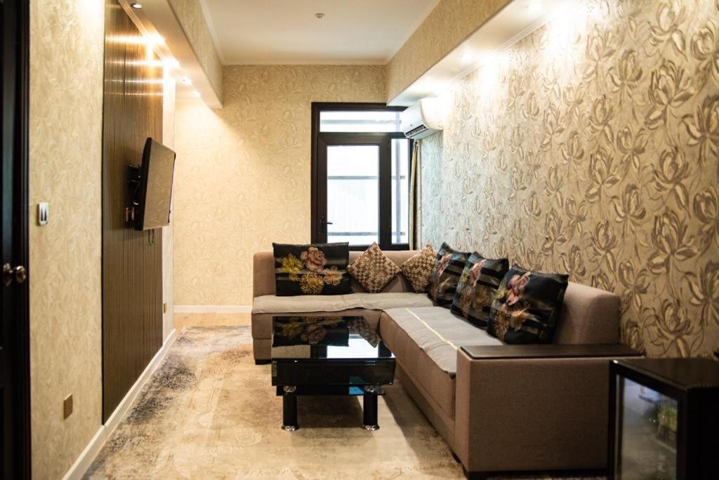 Hotel Zhibek Zholy Shymkent Exterior photo